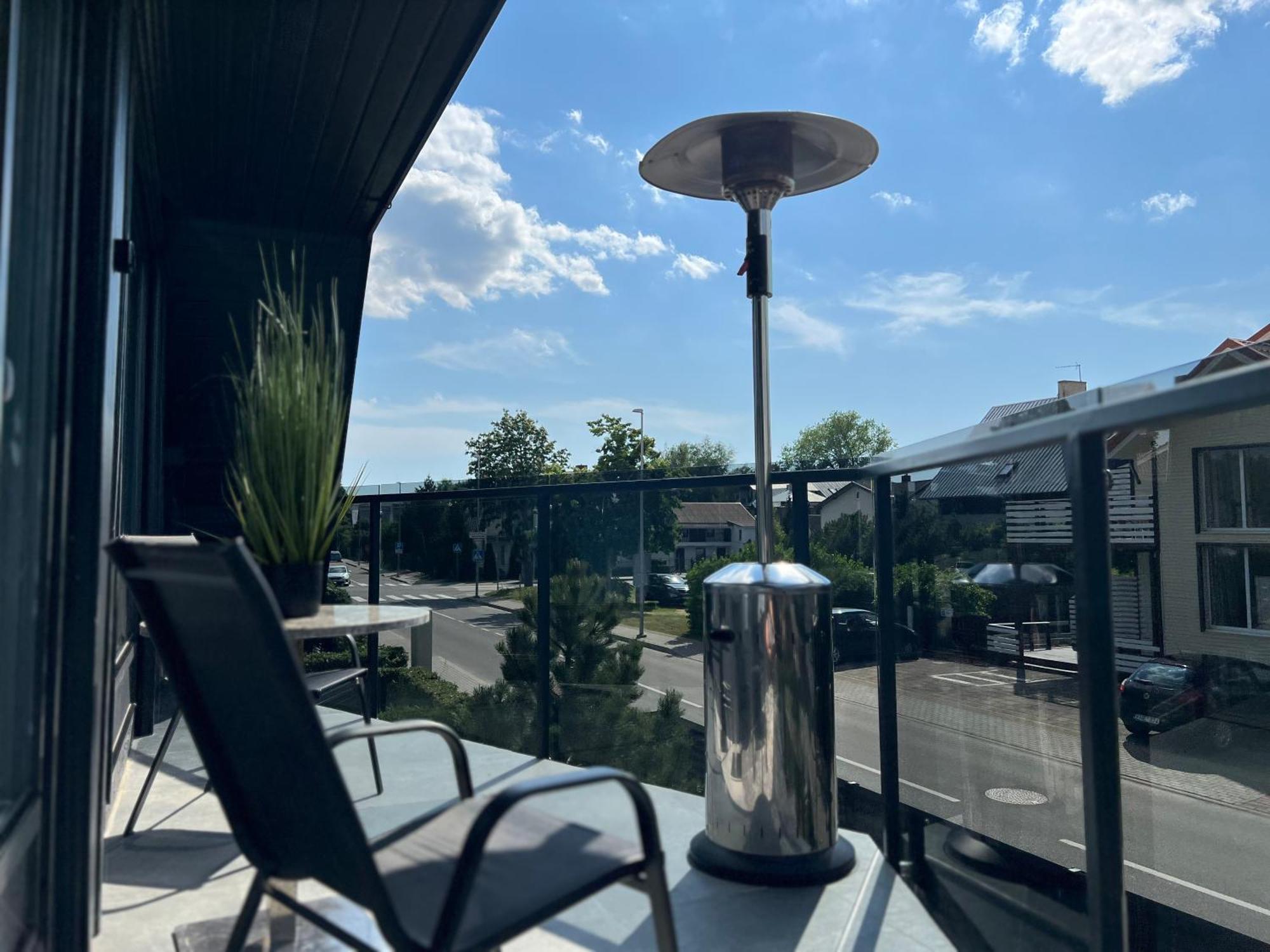 Comfort Apartments Паланга Экстерьер фото